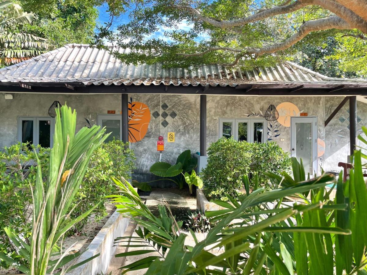 Sabaii Bay Resort Baan Tai Exterior foto