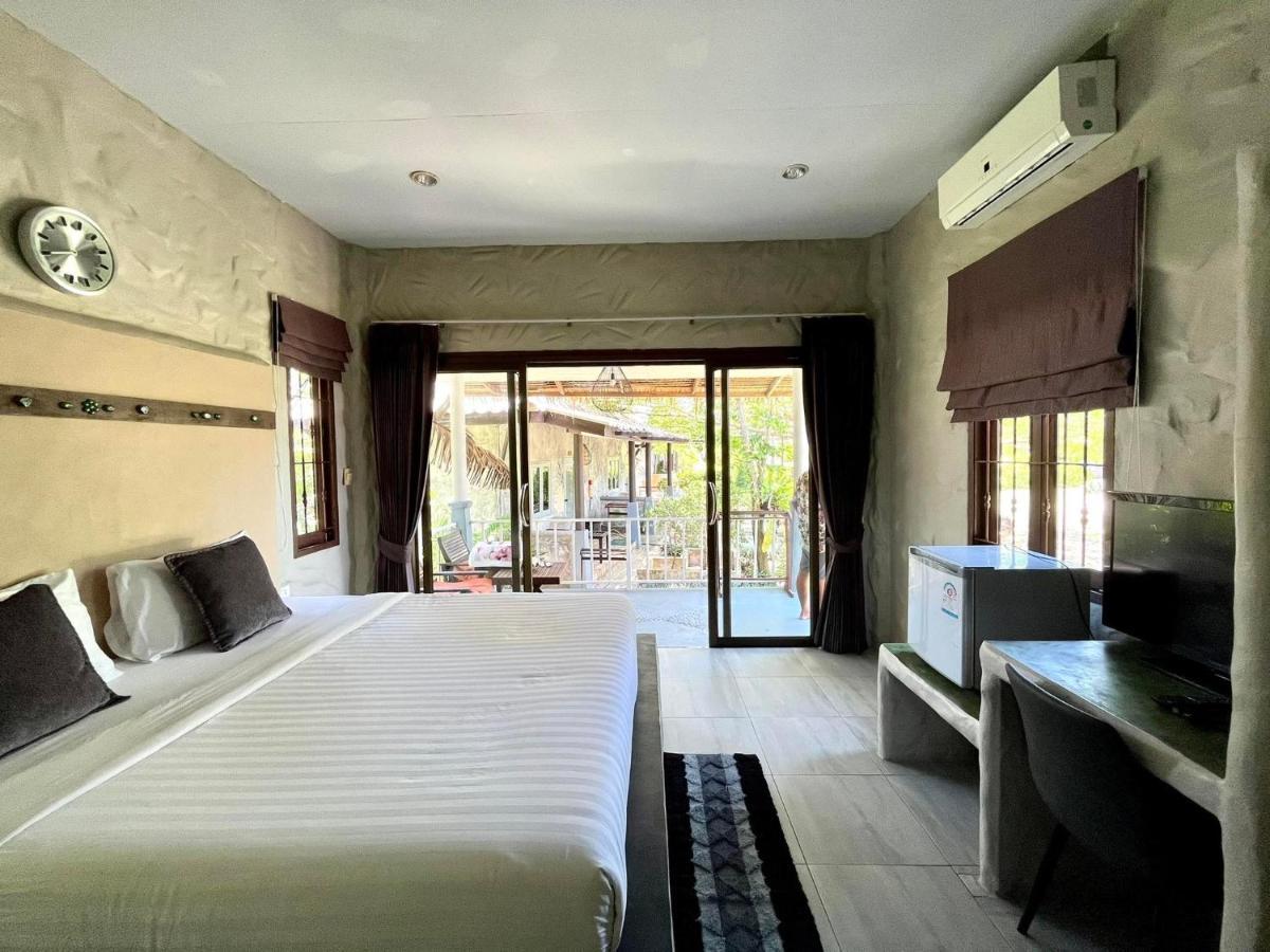 Sabaii Bay Resort Baan Tai Exterior foto