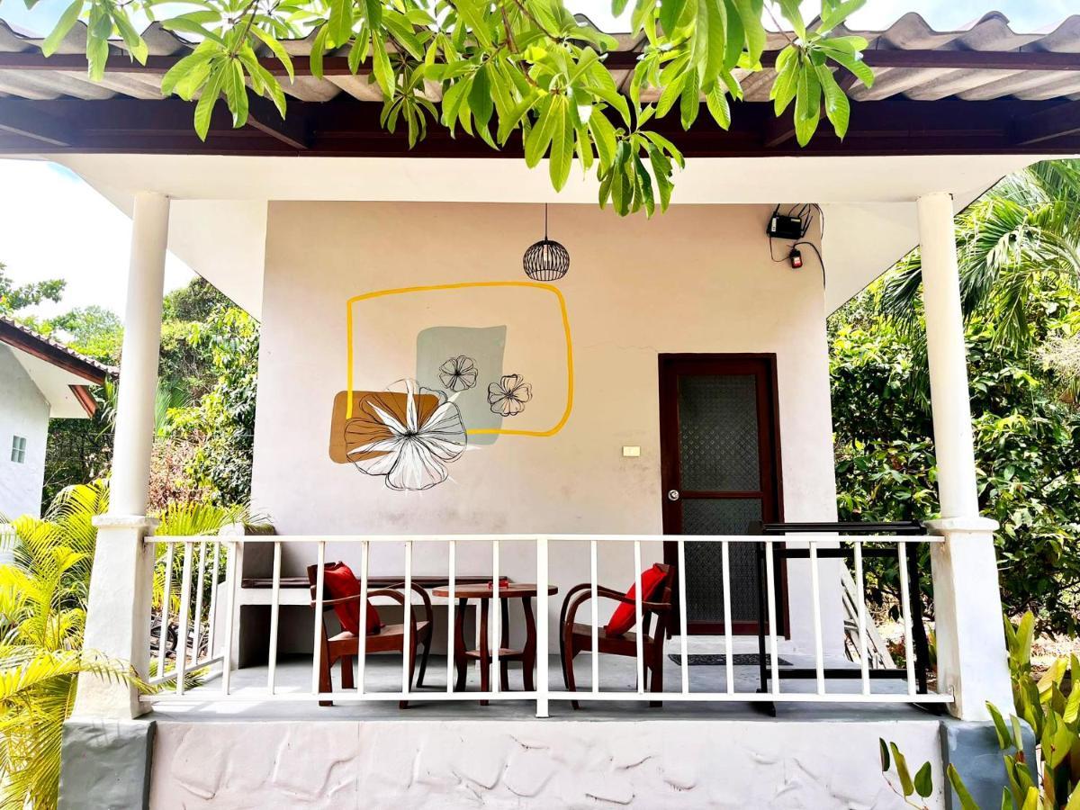 Sabaii Bay Resort Baan Tai Exterior foto